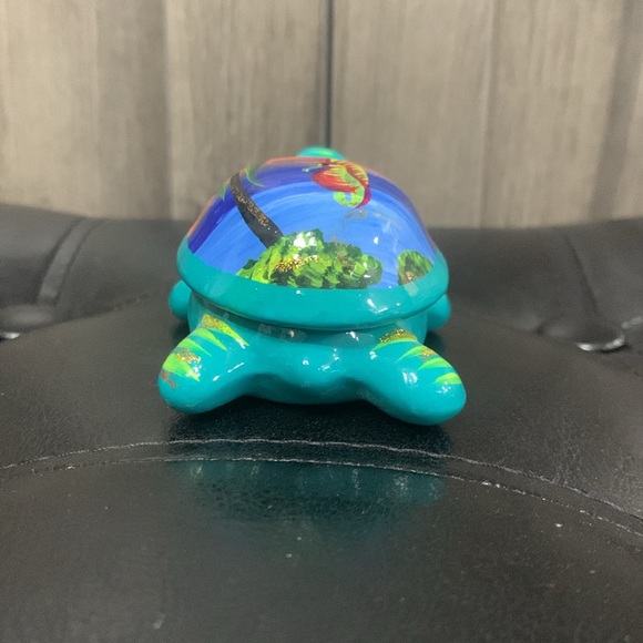 Mexico Talavera Teal Sea Turtle With Sea Scene Hand Painted Mexican Trinket Box - Picture 2 of 7
